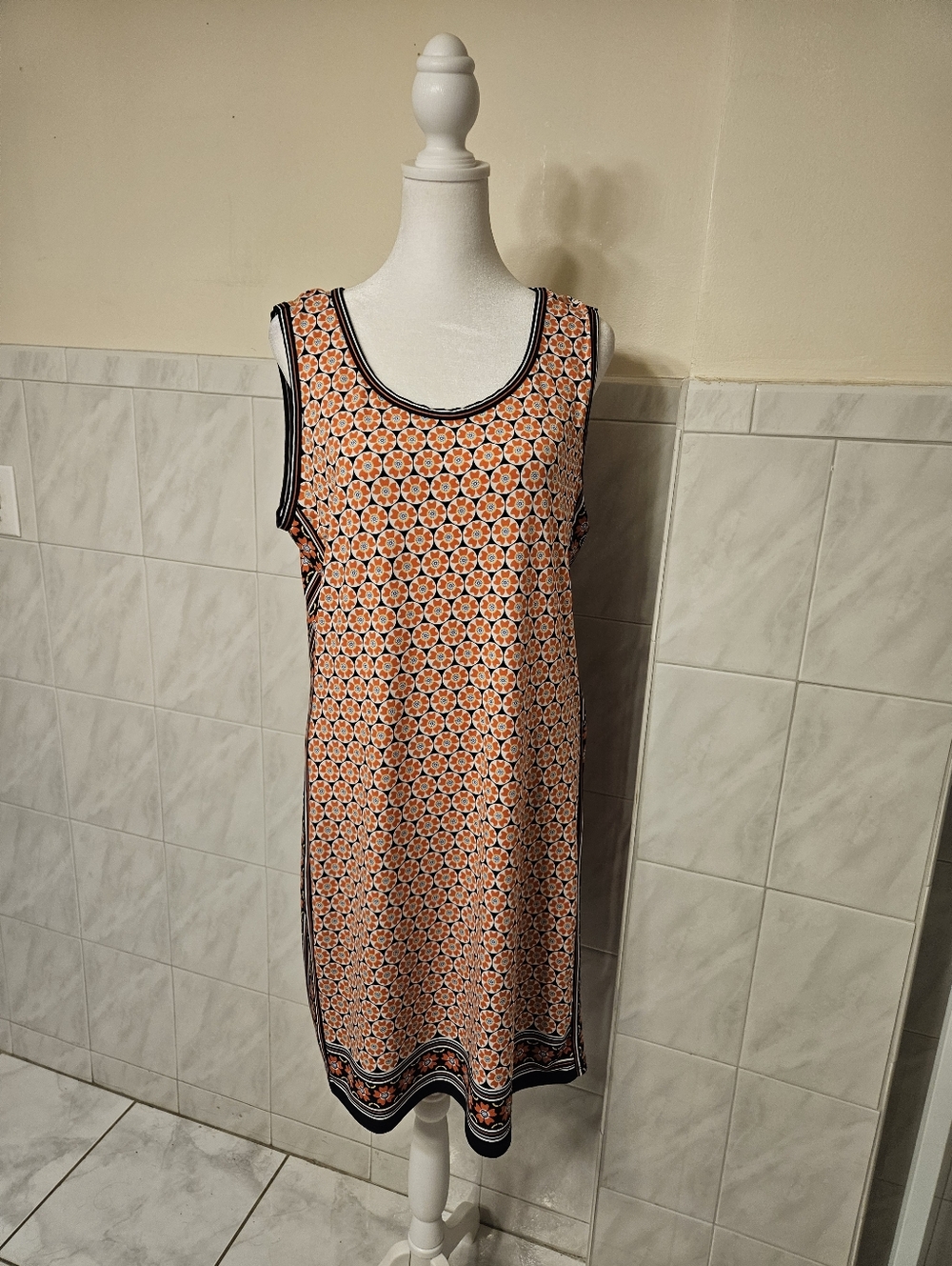 MAX DESIGN DRESS